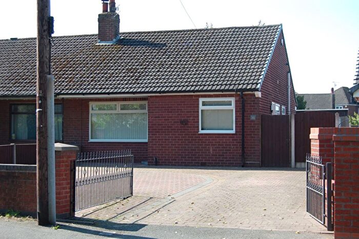 2 Bedroom Semi-Detached Bungalow For Sale In Church Lane, Lowton, WA3