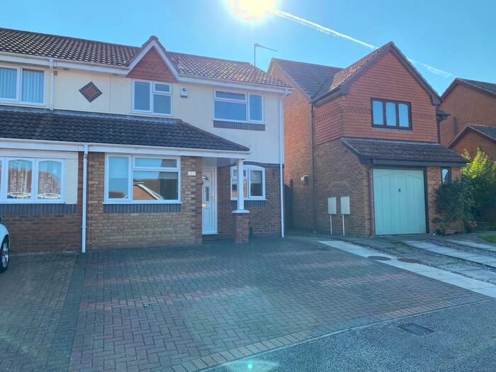 3 Bedroom Semi-Detached House To Rent In Nidderdale, Carlton Colville, NR33