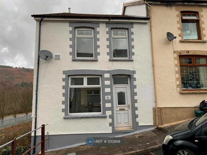 3 Bedroom End Of Terrace House To Rent In Edwards Street, Tonypandy CF40