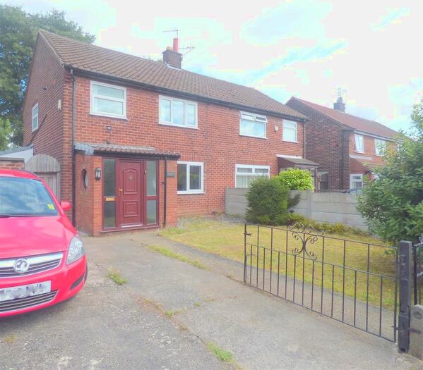 3 Bedroom Semi-Detached House To Rent In Scott Avenue, Huyton, Liverpool, L36