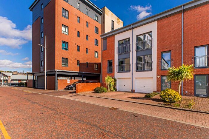 4 Bedroom Town House For Sale In Thorter Loan, Dundee, DD1