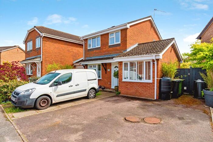 3 Bedroom Detached House For Sale In Downscroft Gardens, Hedge End, Southampton, SO30