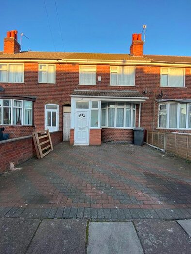 3 Bedroom Terraced House To Rent In Finsbury Road, Leicester, LE4