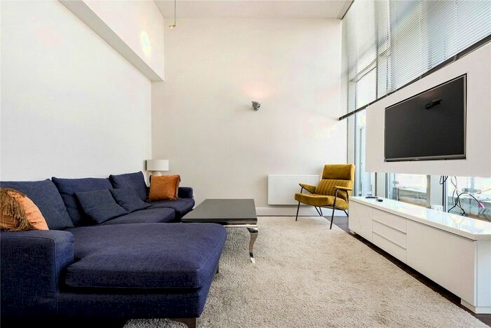 2 Bedroom Flat To Rent In City Road, London EC1V