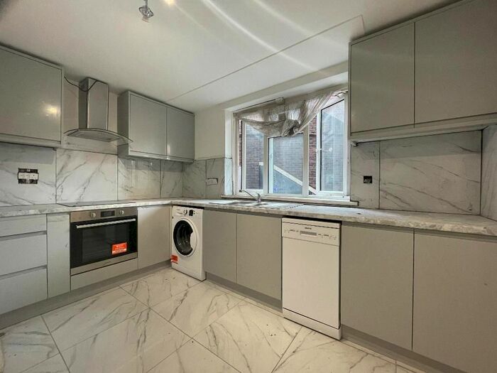 1 Bedroom Flat To Rent In Pennack Road, London, SE15