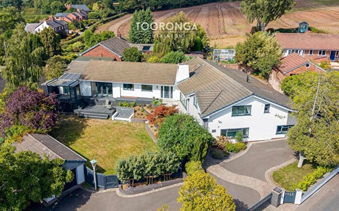 5 Bedroom House For Sale In Quarry Bank, Utkinton, CW6