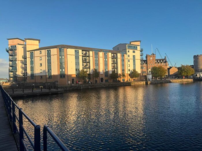 2 Bedroom Flat To Rent In , Ocean Drive, Edinburgh, EH6
