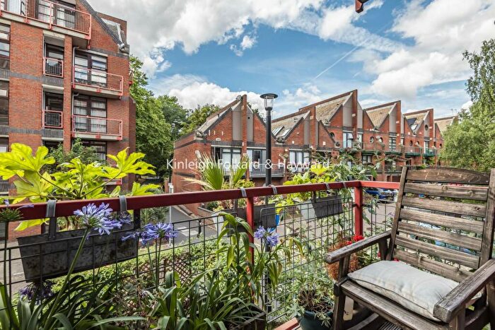 1 Bedroom Flat For Sale In Mayflower Street, Rotherhithe, SE16