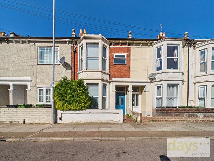 6 Bedroom Terraced House For Sale In Lawrence Road, Southsea, PO5