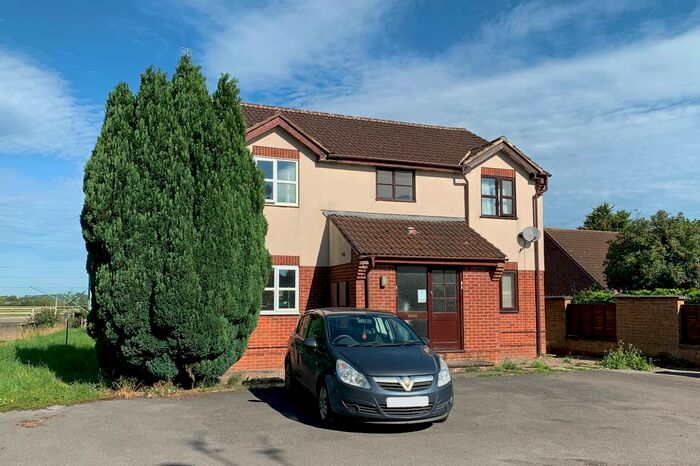 1 Bedroom Flat To Rent In Finchmoor Mews, Longford, Gloucester GL2