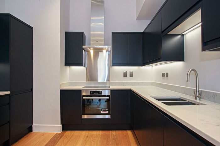 1 Bedroom Flat To Rent In Waldorf House, Cooper Street, Manchester, M2