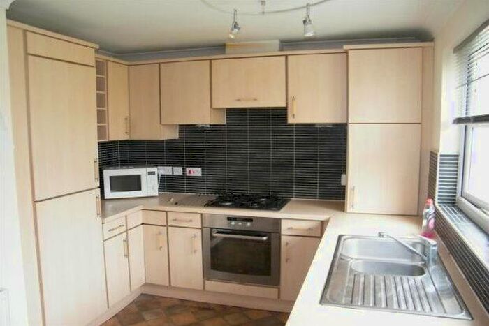 4 Bedroom Town House To Rent In Thornaby, Stockton-On-Tees, TS17
