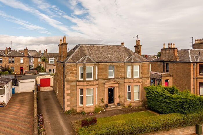 3 Bedroom Property For Sale In A Clepington Road, Dundee, DD4