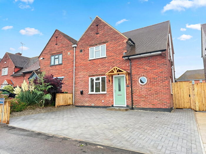 3 Bedroom Semi Detached House For Sale In Stunning, Recently Refurbished Semi Detached Home - Makenade Avenue, ME13