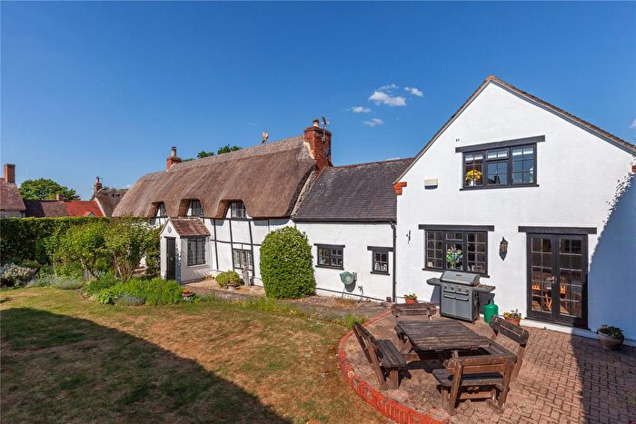 5 Bedroom Detached House To Rent In West Edge, Marsh Gibbon, Bicester, Buckinghamshire, OX27