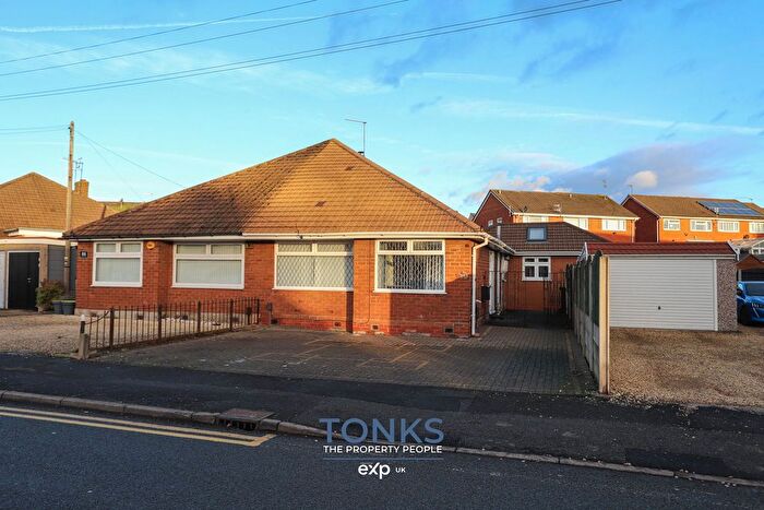 2 Bedroom Semi-Detached Bungalow For Sale In Attwood Street, Halesowen, B63