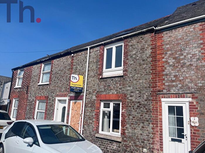 2 Bedroom Terraced House For Sale In Newport, Isle Of Wight, PO30