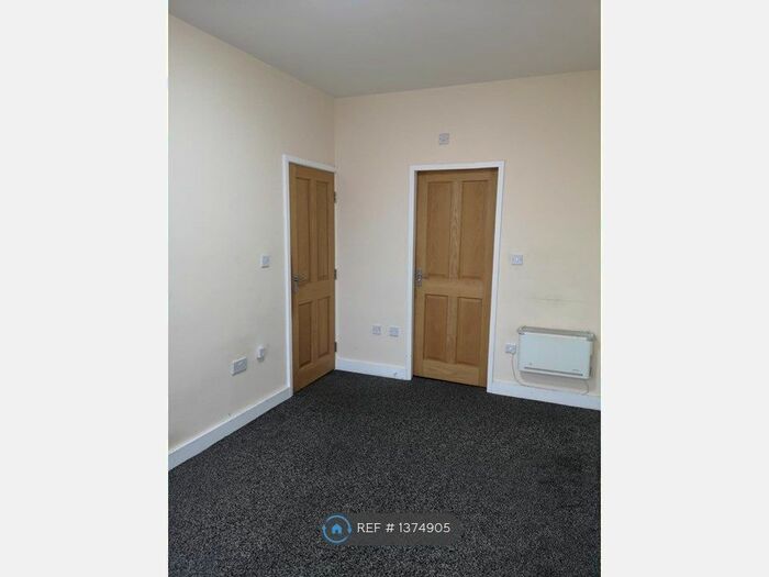 1 Bedroom Flat To Rent In Cavendish Street, Keighley, BD21