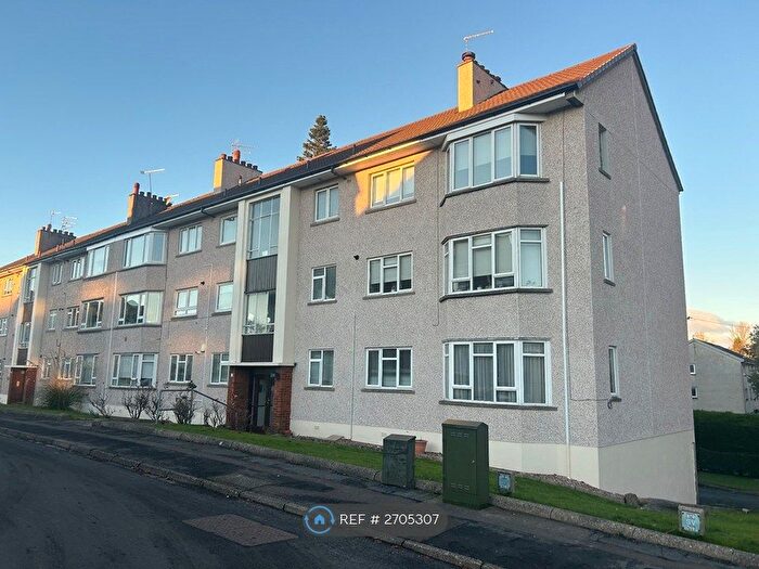 2 Bedroom Flat To Rent In Dorchester Court, Glasgow, G12