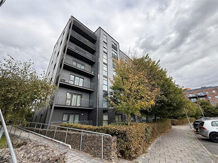 2 Bedroom Apartment For Sale In The Waterfront, Openshaw, M11