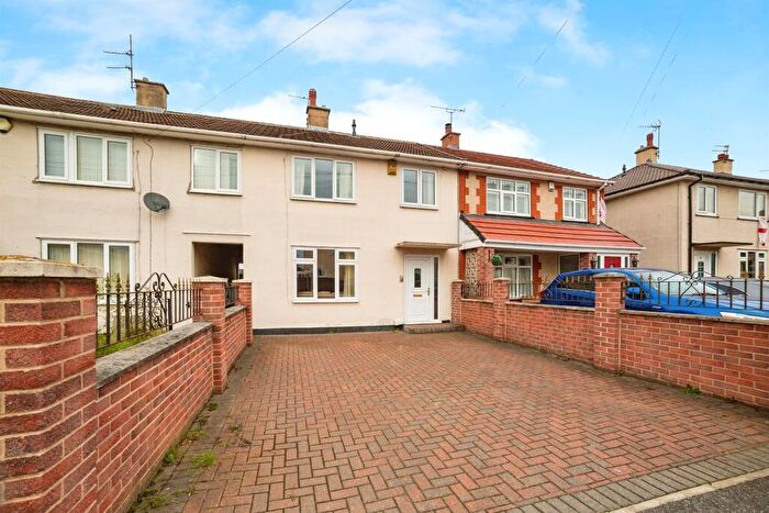 3 Bedroom Semi Detached House For Sale In Lindley Crescent, Thurnscoe, Rotherham, S63