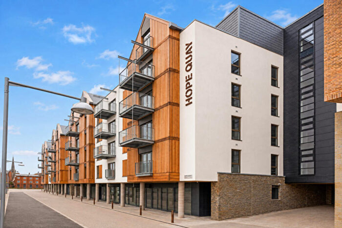 1 Bedroom Flat To Rent In Hope Quay, Wapping Wharf, BS1