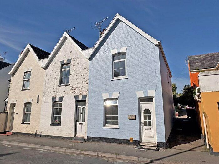 2 Bedroom End Of Terrace House To Rent In Temple Street, Sidmouth, EX10