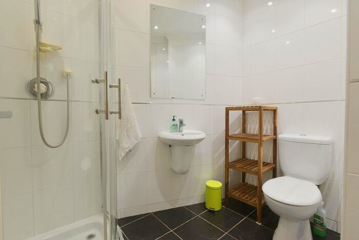 1 Bedroom Flat For Sale In Dudley Avenue South, Edinburgh, EH6