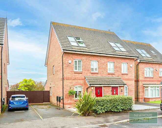 3 Bedroom Semi Detached House For Sale In Stephenson Grove, Rainhill, Prescot, L35