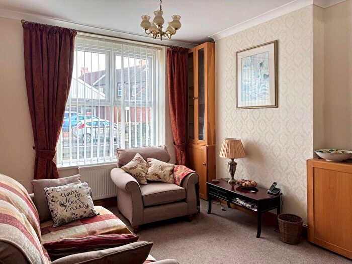 3 Bedroom Terraced House For Sale In Redlands Road, Penarth, CF64