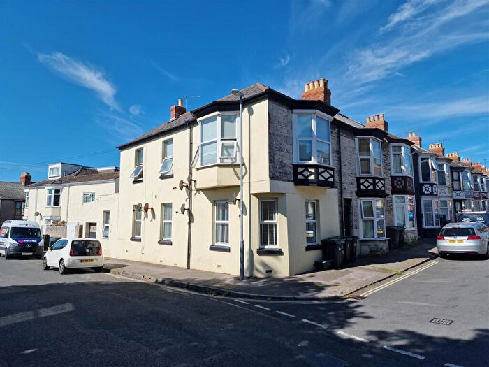 1 Bedroom Flat To Rent In Grosvenor Road, Portland, DT5