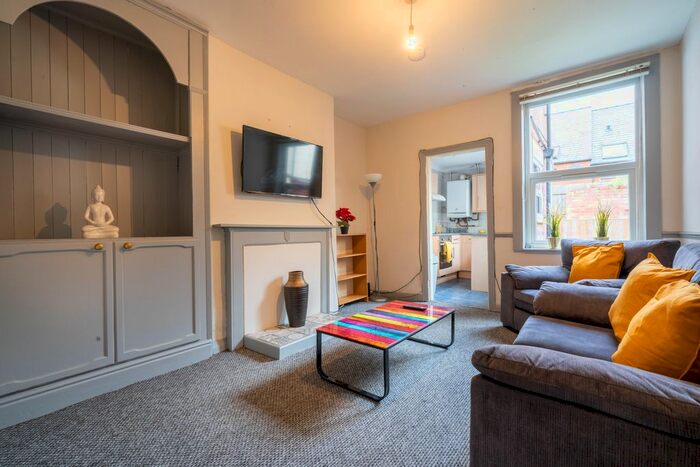 3 Bedroom Terraced House To Rent In Westbourne Grove, Lincoln, LN1