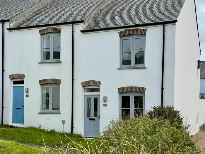 2 Bedroom Detached House To Rent In Bezant Place, Newquay, TR7