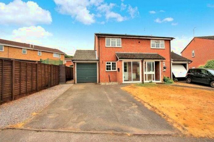 2 Bedroom Semi-Detached House To Rent In Walkers Close, Fair Oak, Eastleigh, Hampshire, SO50
