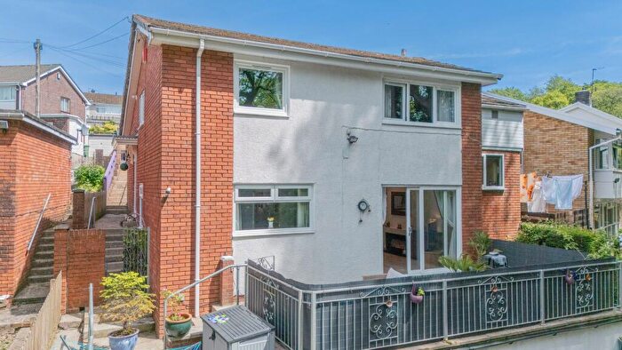 3 Bedroom Detached House For Sale In St. Davids Close, Penygarn, NP4
