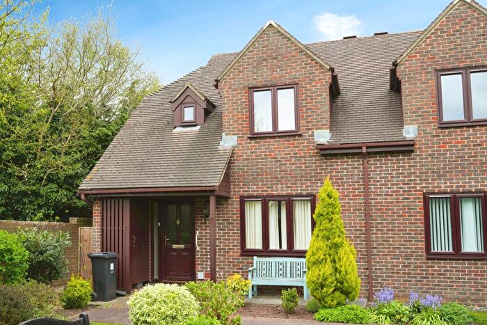 2 Bedroom Retirement Property For Sale In Courville Close (Alveston Grange), Alveston, BS35