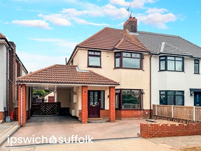 3 Bedroom Semi-Detached House For Sale In Crofton Road, Ipswich, IP4