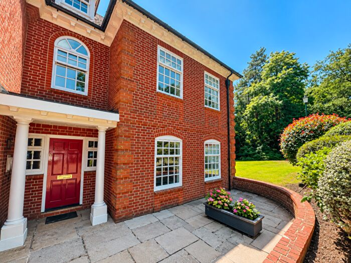 2 Bedroom Apartment To Rent In Bracken Hall, Bracken Place, Chilworth, Hampshire, SO16