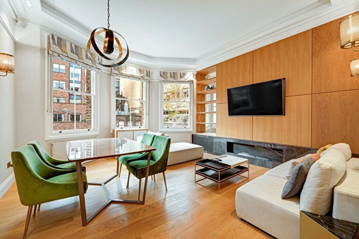 2 Bedroom Flat To Rent In Palace Place Mansions, Kensington Court, London, W8