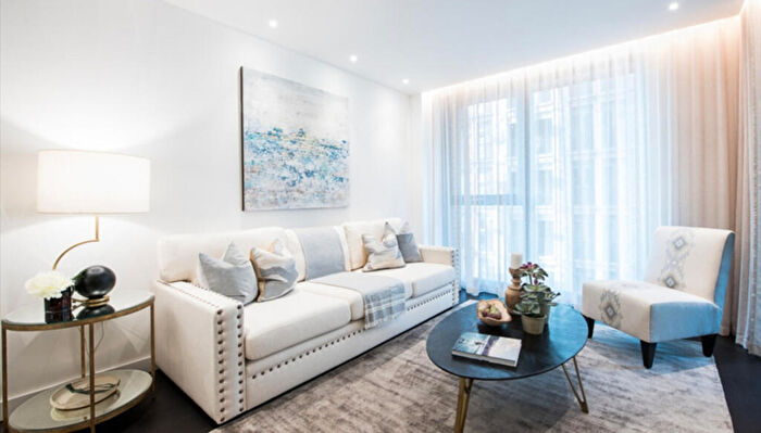 2 Bedroom Apartment To Rent In Charles Clowes Walk, London, SW11