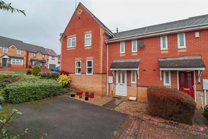 1 Bedroom Town House For Sale In Hall Meadow Drive, Halfway, Sheffield, S20