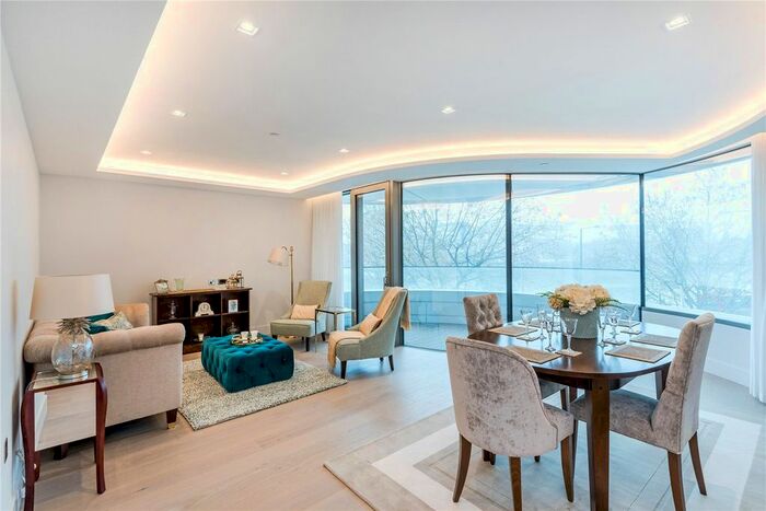 3 Bedroom Flat To Rent In The Corniche, Albert Embankment, London, SE1