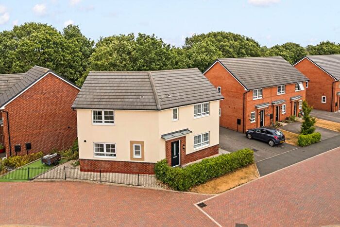 3 Bedroom Detached House For Sale In Medlock Street, Northwich, CW9