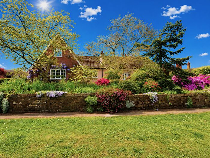 3 Bedroom Detached House For Sale In Huxley Lane, Tiverton, Tarporley, Cheshire, CW6