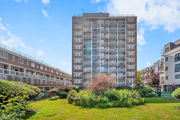 2 Bedroom Flat To Rent In Stockton House, Ellsworth Street, London, E2