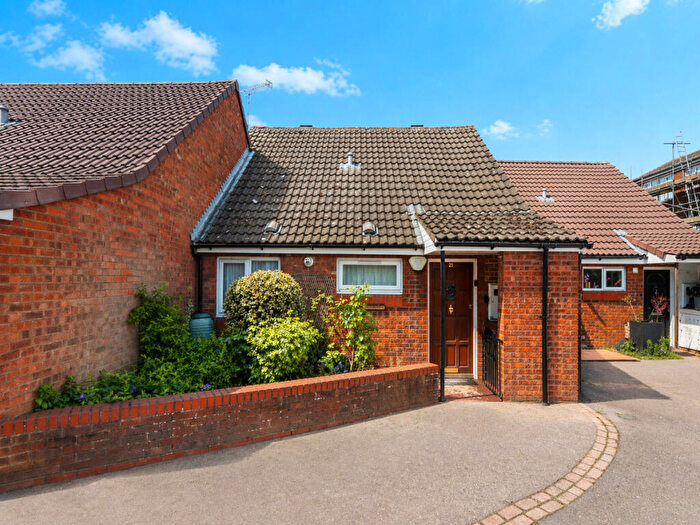 1 Bedroom Bungalow For Sale In Cavalier Close, Romford, RM6