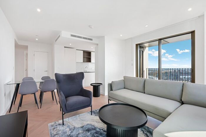 3 Bedroom Flat To Rent In One Thames Quay, Marsh Wall, E14