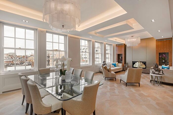4 Bedroom Flat For Sale In Orchard Court, Marylebone, London, United Kingdom, Marylebone, W1H