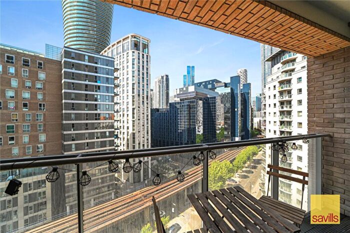 3 Bedroom Apartment For Sale In East Ferry Road, London, E14