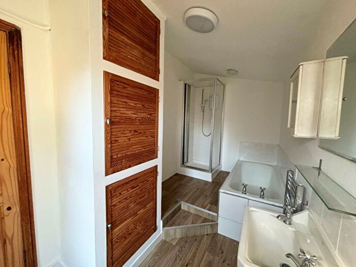 1 Bedroom Terraced House To Rent In Harrogate Road, Leeds, West Yorkshire, LS17